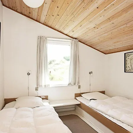 펜션 Three-bedroom Holiday In Lokken 65