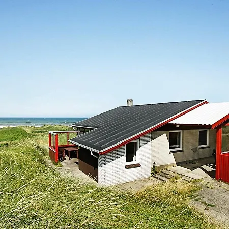 Three-bedroom Holiday In Lokken 65 펜션 *